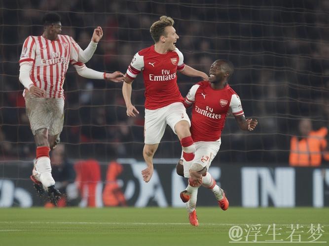 阿森纳7-1大胜埃因霍温，欧冠33年纪录诞生！队内6人建功 厄德高双响+助攻
